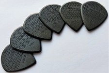 Dunlop 471P3C Max Grip Jazz III Carbon Guitar Picks, 6-Pack