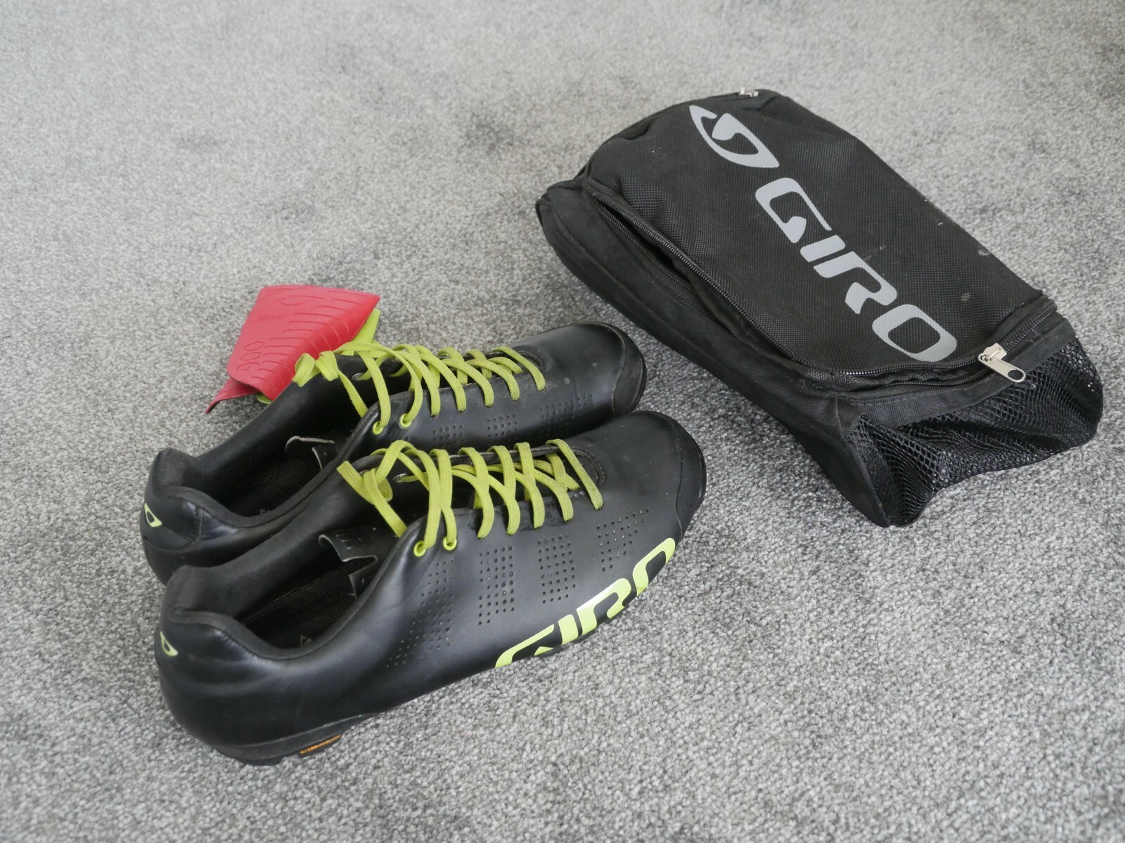 giro cylinder vs privateer