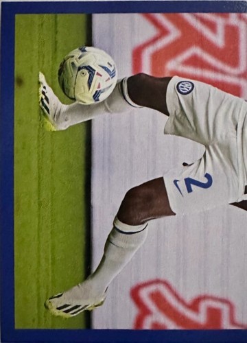 N.116 Denzel Dumfries Figurina - Inter 2023/24 Euro Publishing