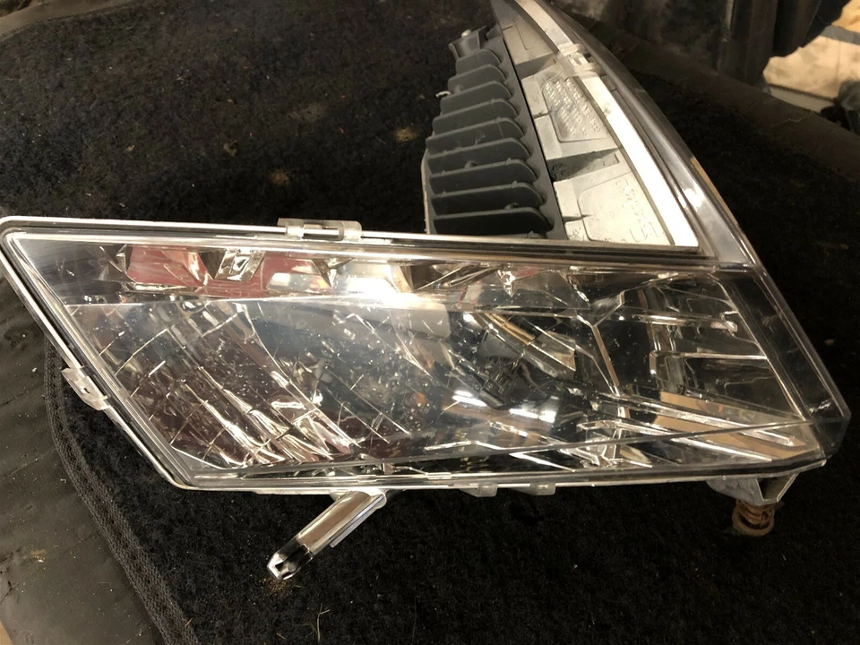 Faro OEM Polaris 800 Rush Pro X AXYS S Switchback 600 RMK SKS 15 16 17 18 Foto 2 de 4