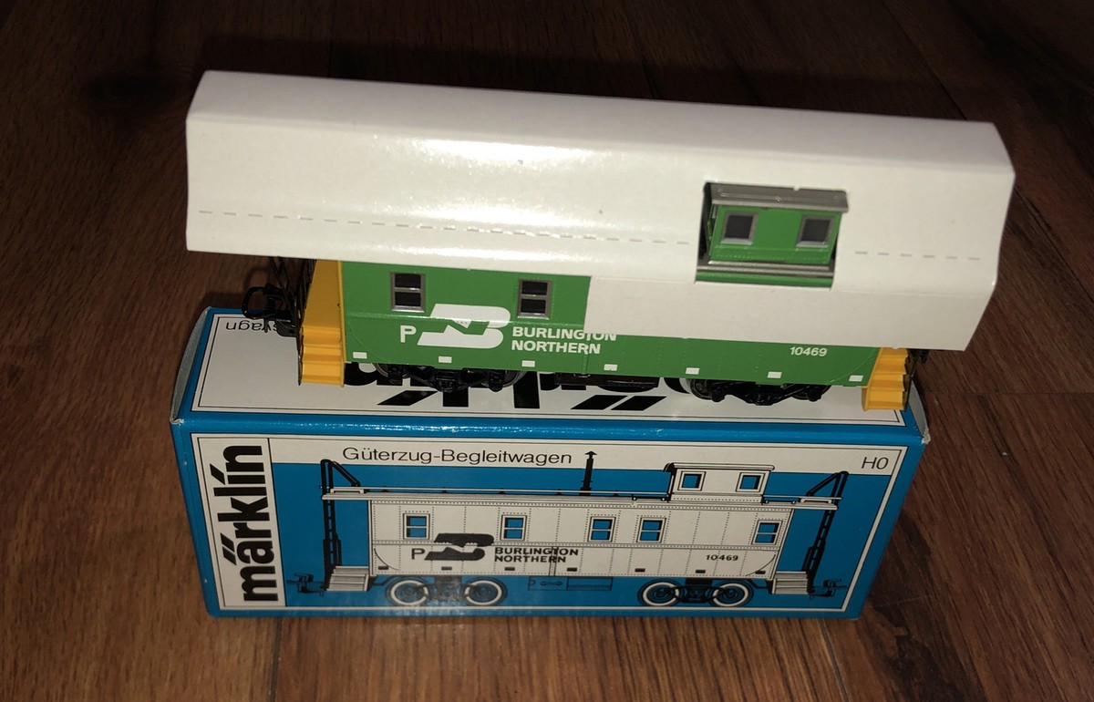 Marklin #4775 HO Burlington Northern Railway#10469 Caboose