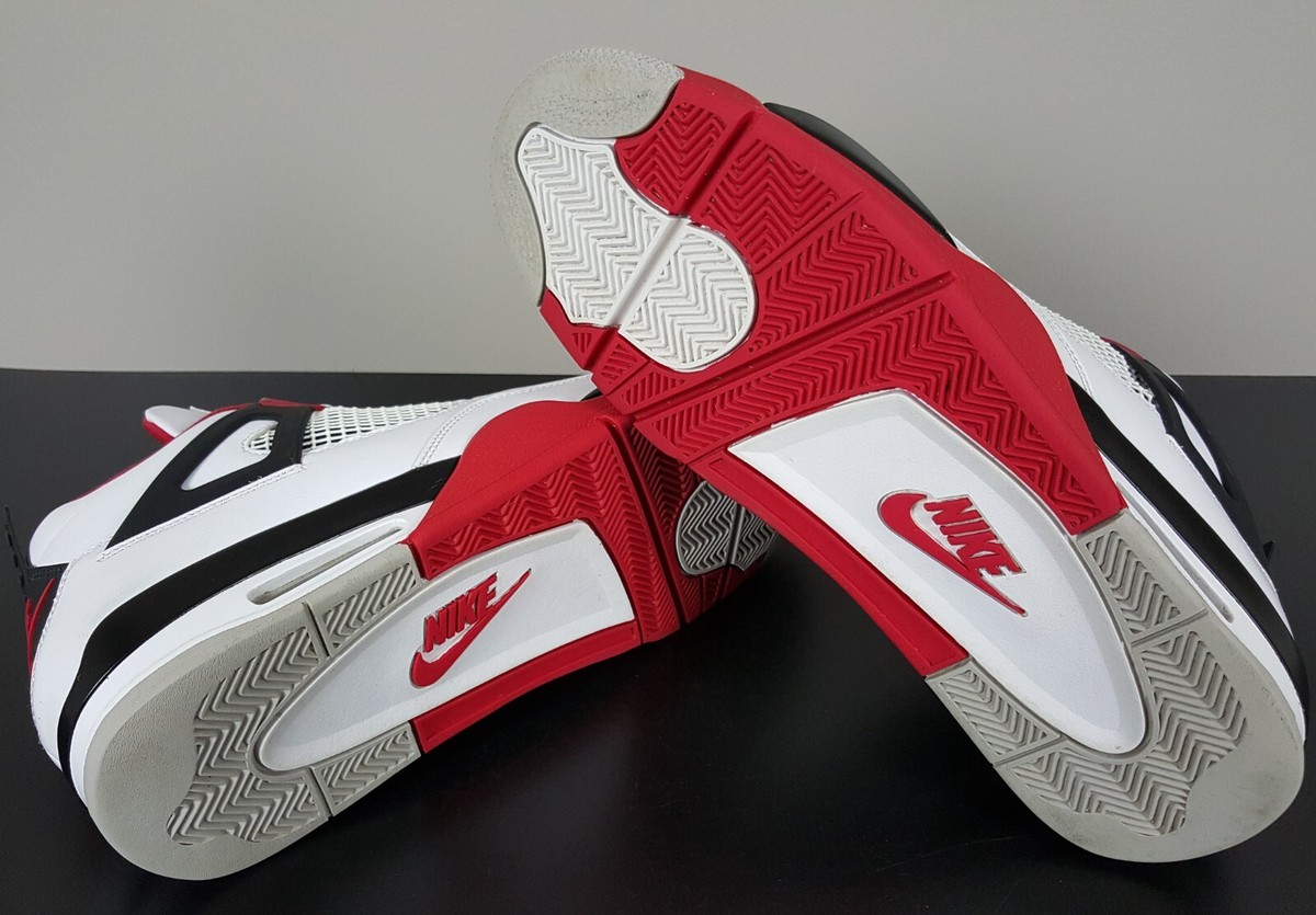 NIKE AIR JORDAN IV RETRO 4 