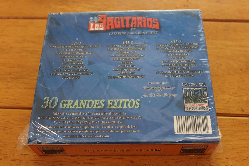 Los Sagitarios 30 Grandes Exitos 3 CD Box Set Nuevo Latin New Catarino Lara Foto 2 de 2
