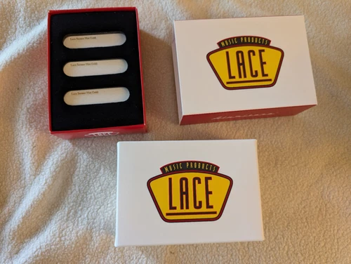 Lace Sensor Hot Gold set w/Hot 13.2K Bridge - Stratocaster Single Coil Pickups