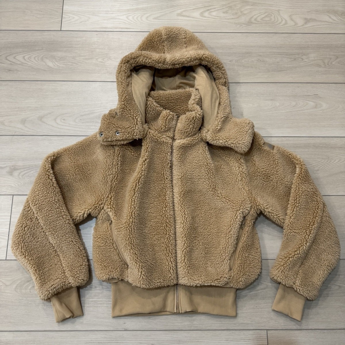 Alo Yoga Foxy Sherpa Jacket - Camel - XS