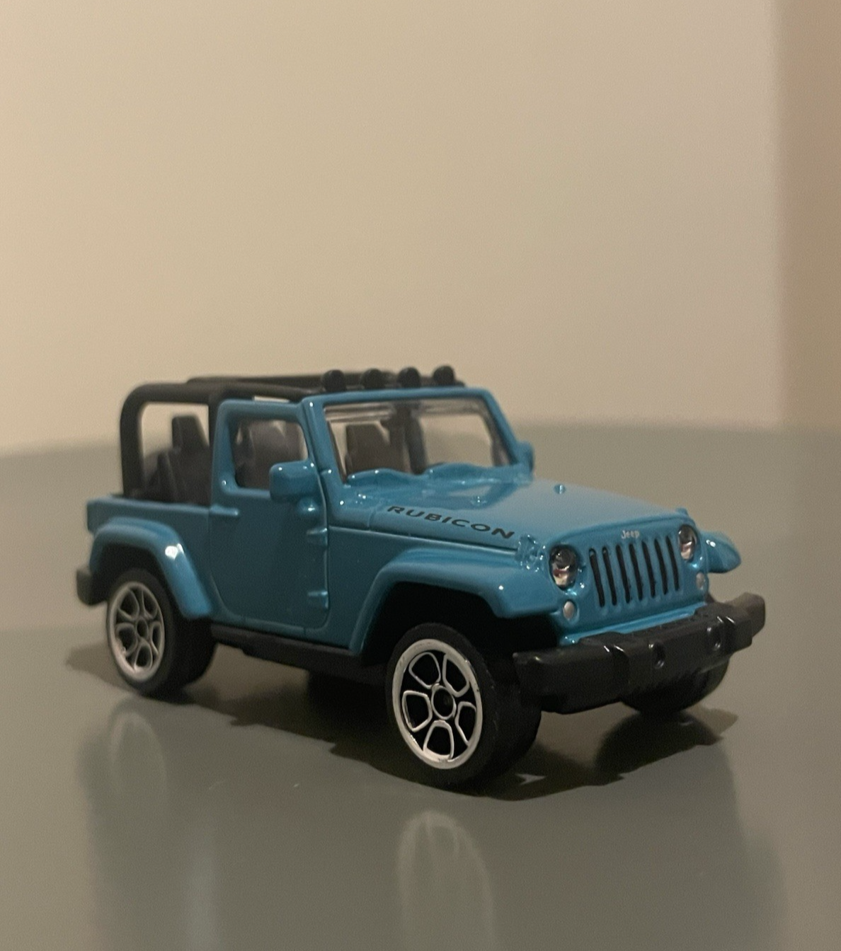 Diecast Majorette Jeep Wrangler Cabriolet JK 1/60 3 Inches New Without Box