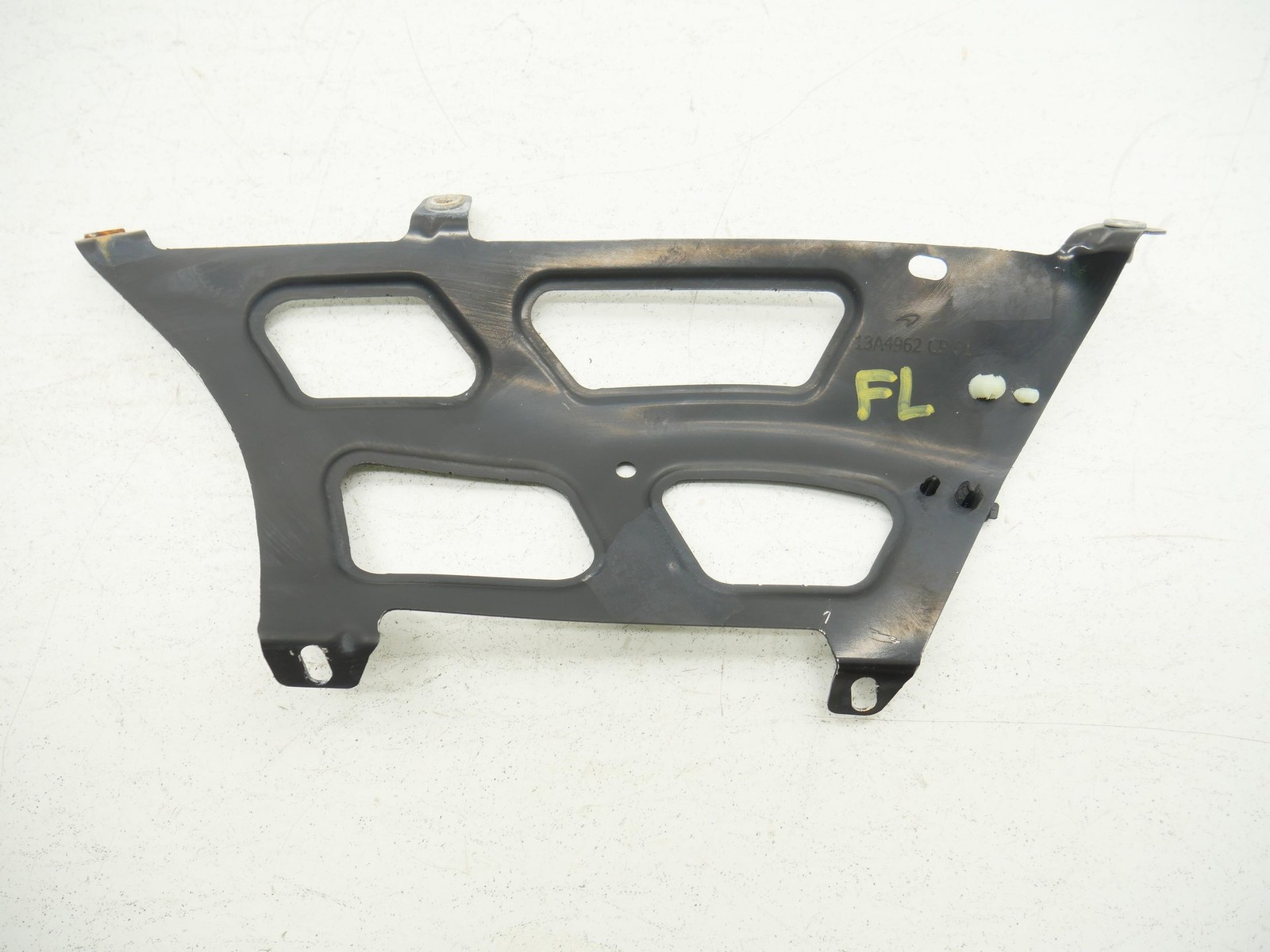 Used Left Driver Fender Support Bracket Brace Set 2020-2023 Mclaren GT OEM