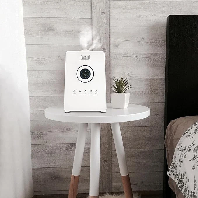 Humidificador ultrasónico con control remoto BLACK+DECKER BUHDR055 1,45 galones Foto 4 de 4