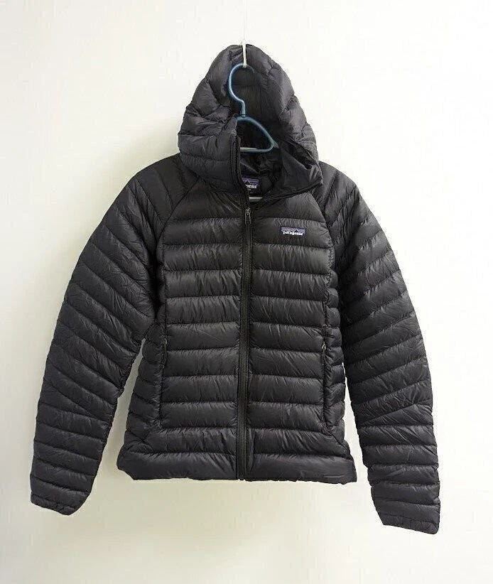 Patagonia Women's Down Sweater Hoody 84712 Size Medium - Black