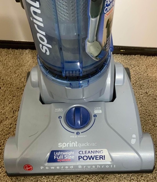 Hoover Sprint QuickVac Bagless Upright Vacuum Cleaner UH20040 2 for