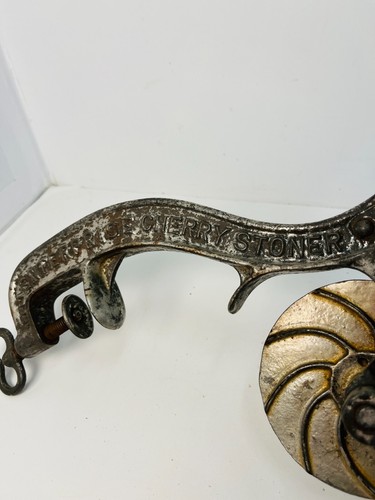 Antique Cast Iron Enterprise Cherry Pitter - Picture 4 of 11