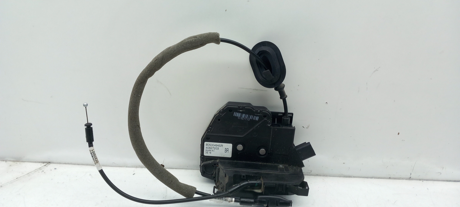 Serrure De Porte Avant DROITE Pour Renault Clio IV – Référence OEM 805004945R – Neuf D'Origine – Marque TYC