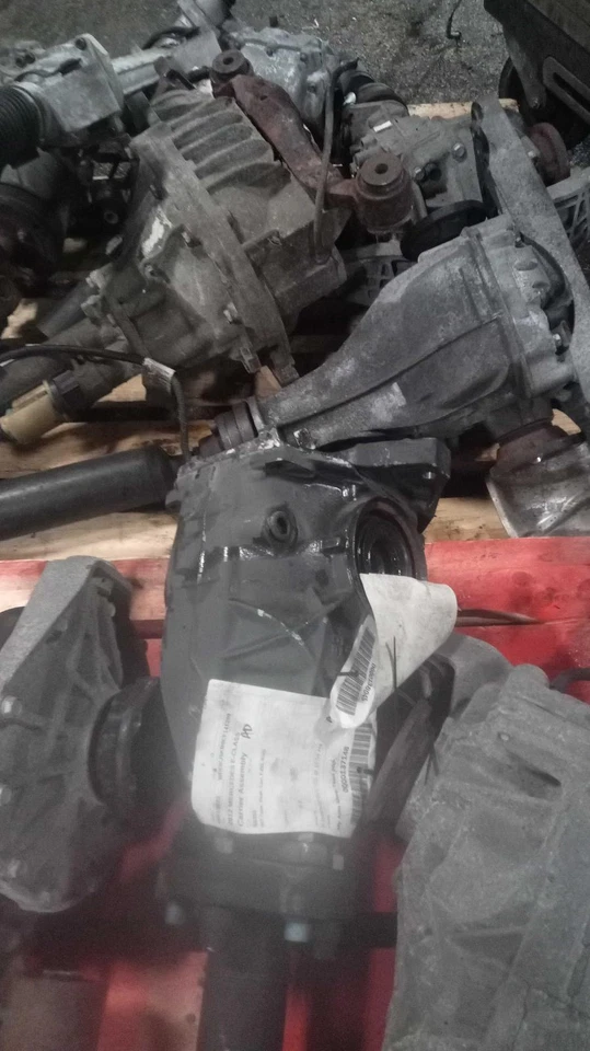 2012 Mercedes-Benz E-Class Differential Carrier Assembly OEM 2043500214 130K - Image 2 of 4