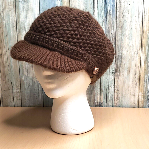 Fossil Brown Crochet Cable Knit Visor Hat Short Brim Button Newsboy Beanie