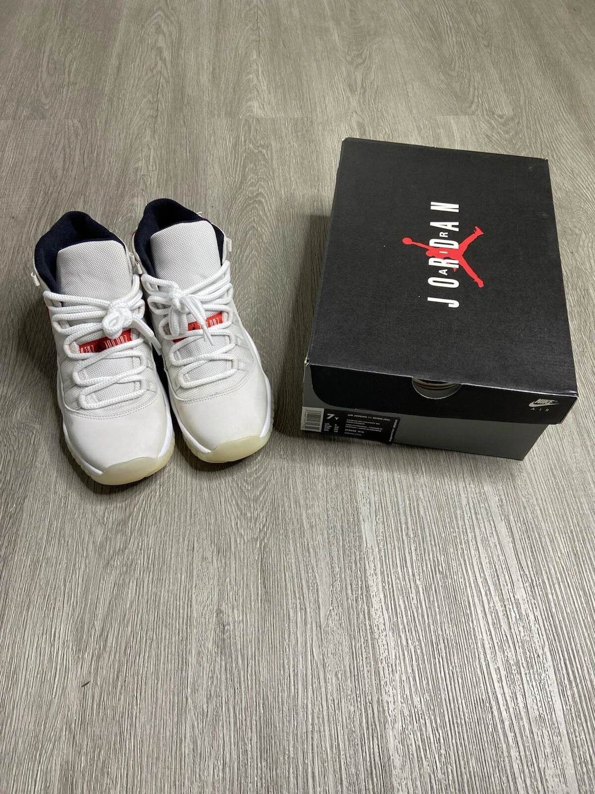 Scarpa unisex Air Jordan 11 retrò tinta platino GS taglia 7 anni bianca 378038 016