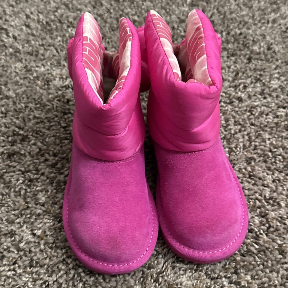 Botas con lazo Bailey rosa UGG para niños pequeños talla 8C Foto 2 de 4