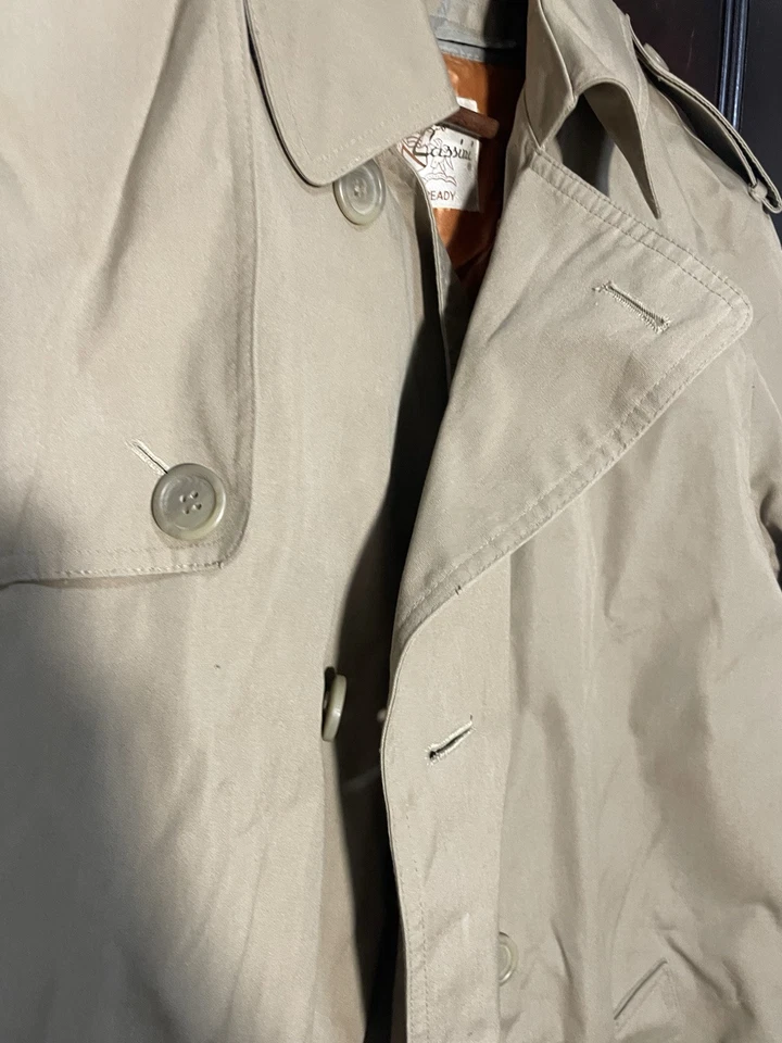 Gabardina vintage de hombre 44 larga Oleg Cassini con forro talla Foto 3 de 4