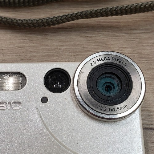 Casio Exilim EX-S2 Compact Digital Camera White Pearl Point And Shoot - Picture 3 of 9