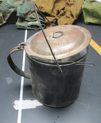 Reproduction Civil War Era Tin Cooking Pot with lid Fair Condition
