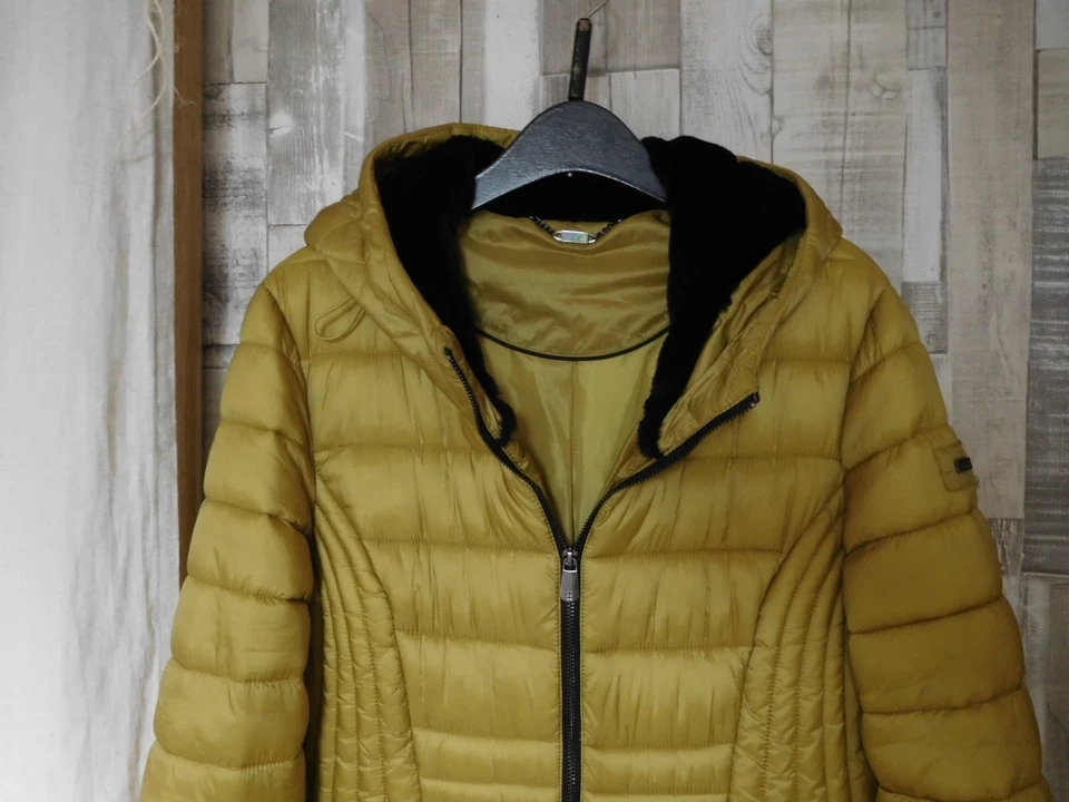 CANDA- warmer Steppmantel- gelb,  Kapuze, tip top - Bild 2 von 4