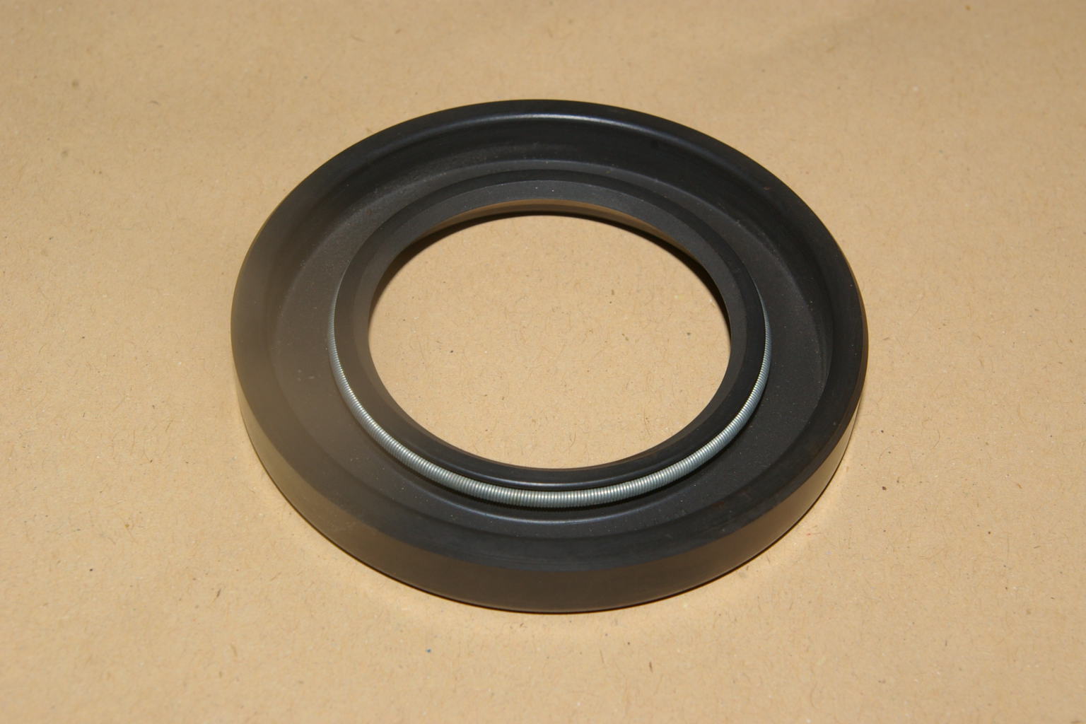Produktbild von 5x UN-Lippen-Öldichtring 9x16x6 Mm – TPU Mit Stahlfeder, Für Drehwellen & Motoren