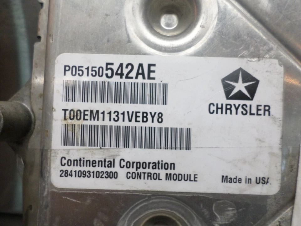 2011 Jeep Patriot Compass 2.4L Engine Control Module PCM ECM OEM P05150542AE *J — 第 3/4 张图片