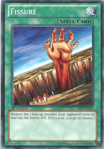 Fissure - YS12-EN025 - Common - 1st Edition x3 - Near Mint