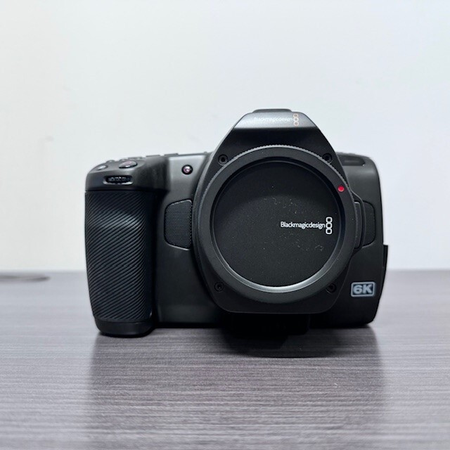 AI　Blackmagic Pocket  6K Pro 611Vc+J5ZcL._UF894,1000_QL80_.jpg