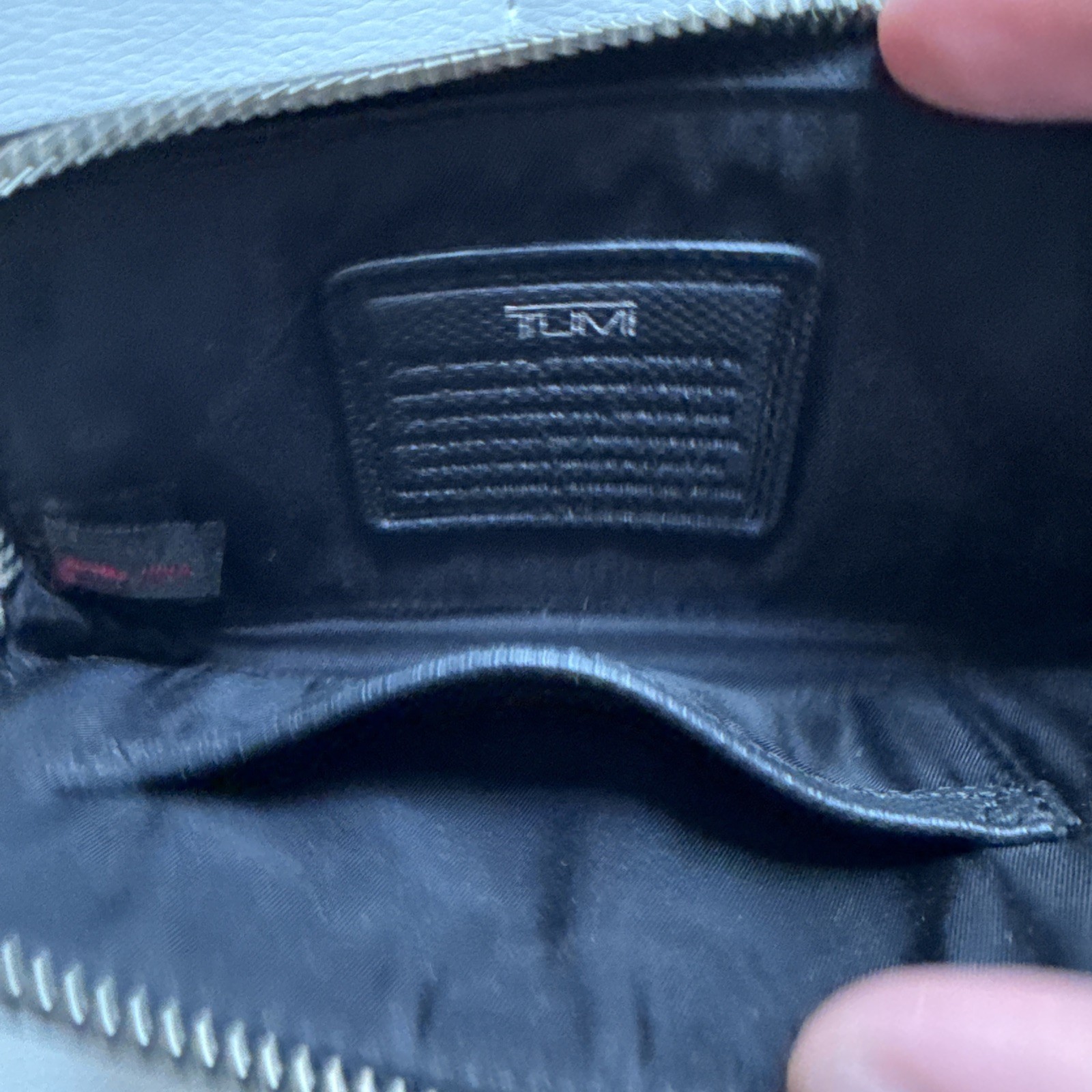 TUMI Carbon Textured Black Slim Card Case Zip Around Wristlet Pouch image 6