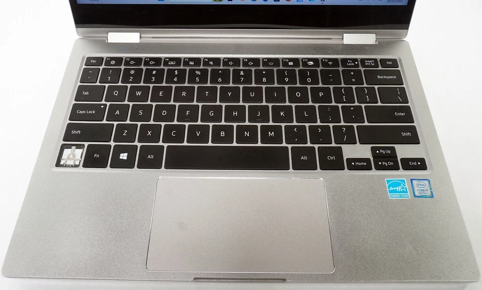 Notebook Samsung 9 Pro NP930 2 en 1 13.3" i7-8565U 8GB RAM 256GB ¡LEER! Foto 4 de 4