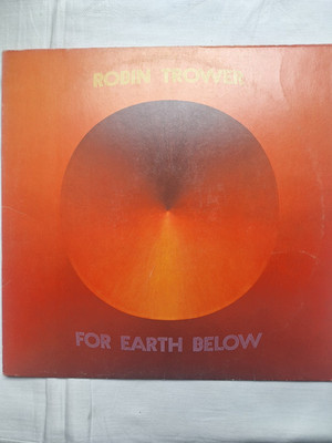 Vinyl LP von Robin Trower ''For Earth Below''