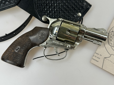 1959 Mattel Shootin' Shell Snub-Nose 38 Toy & Holster Bullet Tips