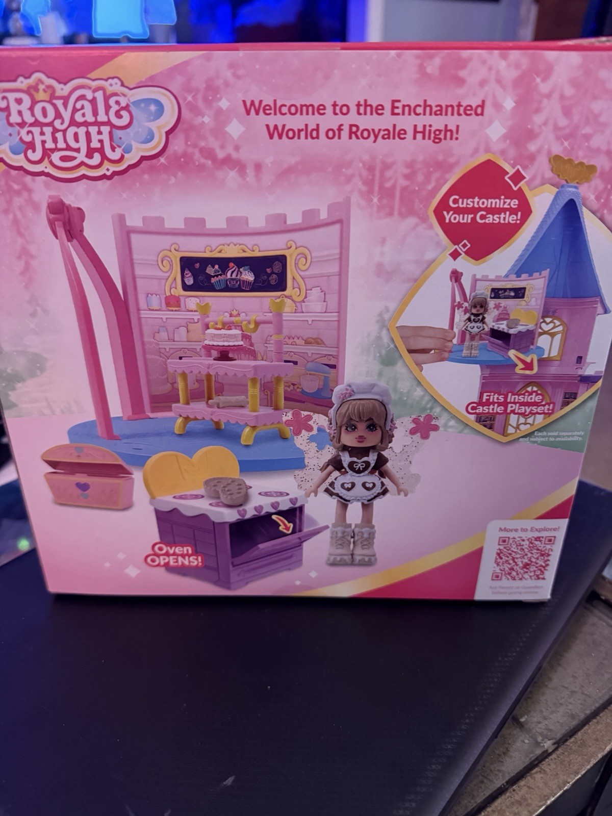 Royale High Baking Class Playset 16 Pieces Virtual Item Code New