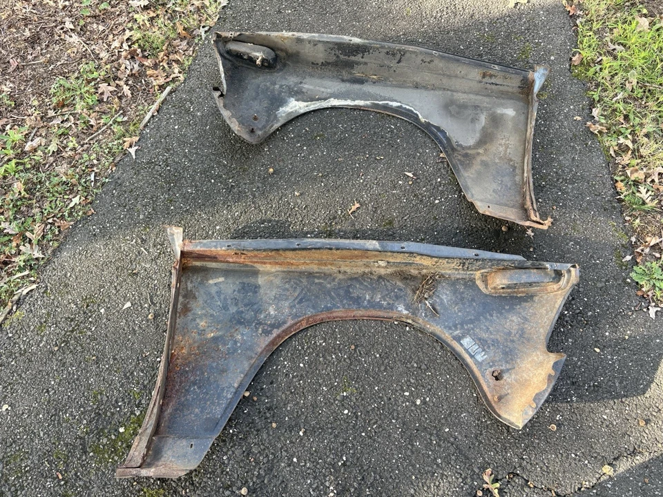 Panel guardabarros delantero derecho e izquierdo bmw e10 2002 114 1602 1502 OEM Foto 2 de 4