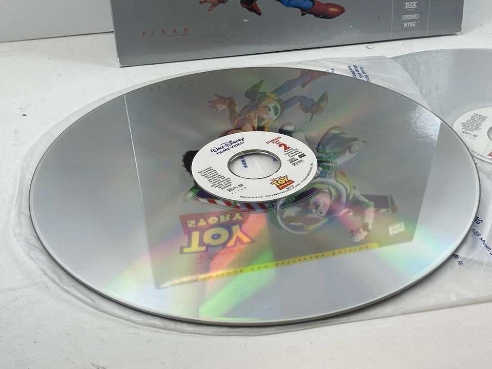 Toy Story  Deluxe CAV Laserdisc Edition 1995 Disney movie  - Image 2 of 4