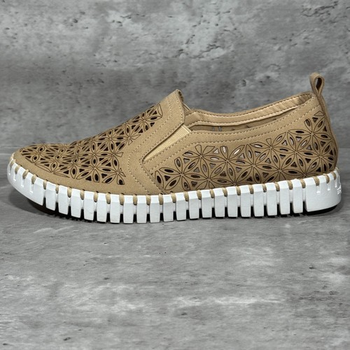 Ilse Jacobsen Shandy Beige Perforated Slip On Flats Women's Size 8.5 - 9 - Picture 9 of 14
