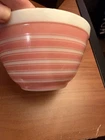 VTG Pyrex PINK STRIPE MIXING BOWL Small Size 401 ( 1 1/2 Pint ) 5 3/4" x 3 3/4"
