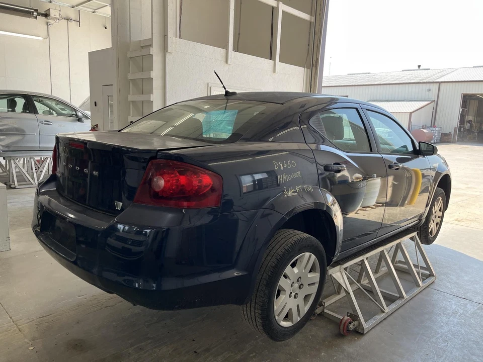 Conjunto de farol esquerdo usado serve: 2014 Dodge Avenger faróis cromados Le - Imagem 4 de 4