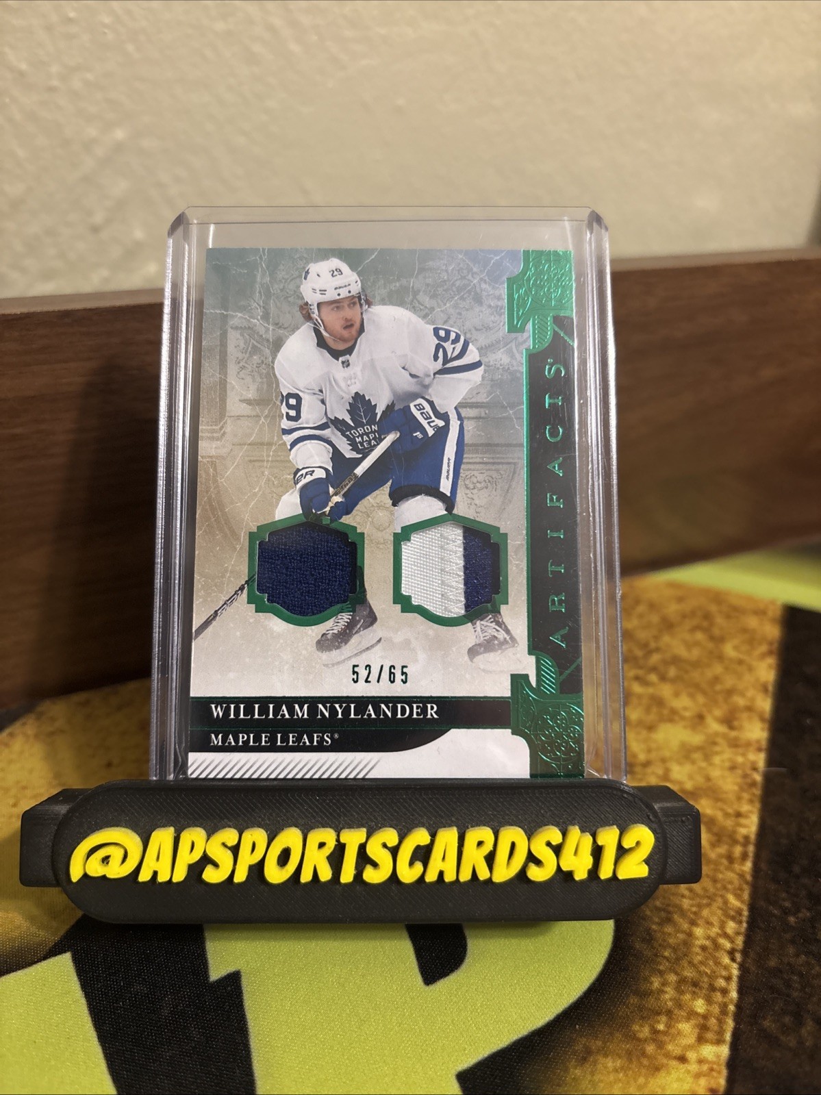 2019-20 Upper Deck Artifacts - William Nylander #88 Emerald Material /65 (MEM)