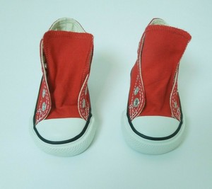 red high top tennis shoes