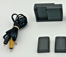 Canon Powershot S40 Charger 2 Batteries And Sync Computer Cord