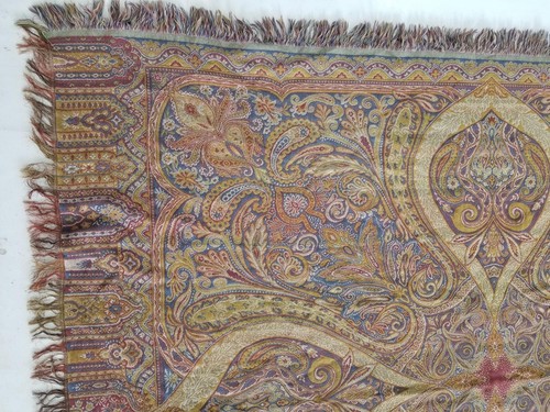 Vintage Paisley Wool Shawl / Throw Blanket 216x140cm - Picture 3 of 12