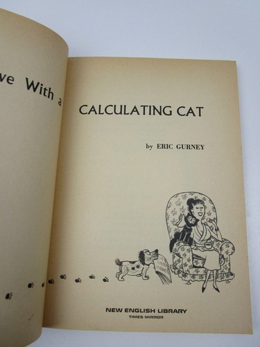 How to Live with a Calculating Cat by Eric Gurney, Paperback Book, Vintage 1963 - Picture 3 of 6