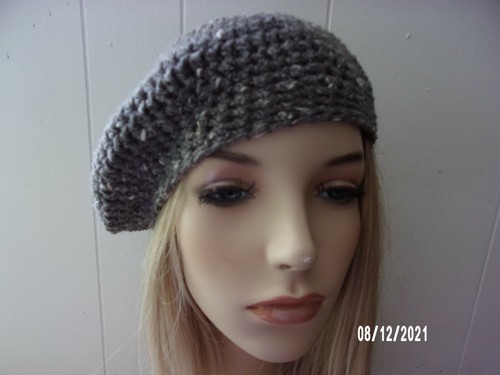 MEN/WOMENS HANDMADE CROCHET BASIC BERET 