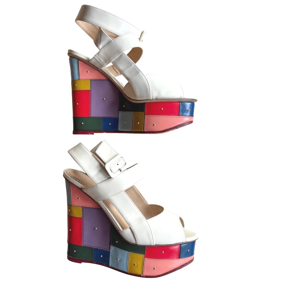 $1366 *RARO* CHARLOTTE OLYMPIA Mosaico Plataforma Cuña Bloques de Color Sandalias Talla 8 Usadas en Excelente Condición Foto 4 de 4