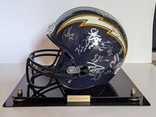2019 Leaf Autographed Football Helmet Edition 9