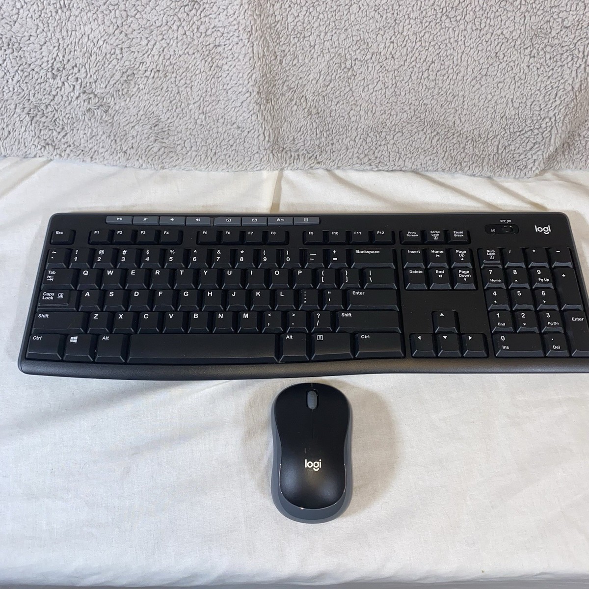 Logitech K270 Wireless Keyboard M185 Mouse Combo w/ USB Receiver