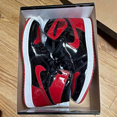 Jordan Air Jordan 1 Retro High OG Patent Bred 555088-063