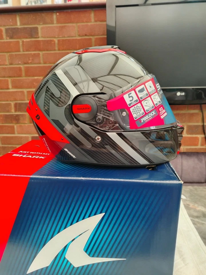 Shark Spartan RS Carbon Shawn Medium 57-58cm - Image 3 of 4