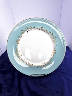 Royal Doulton Fine Bone China 10'' Dinner Plate Melrose Pattern
